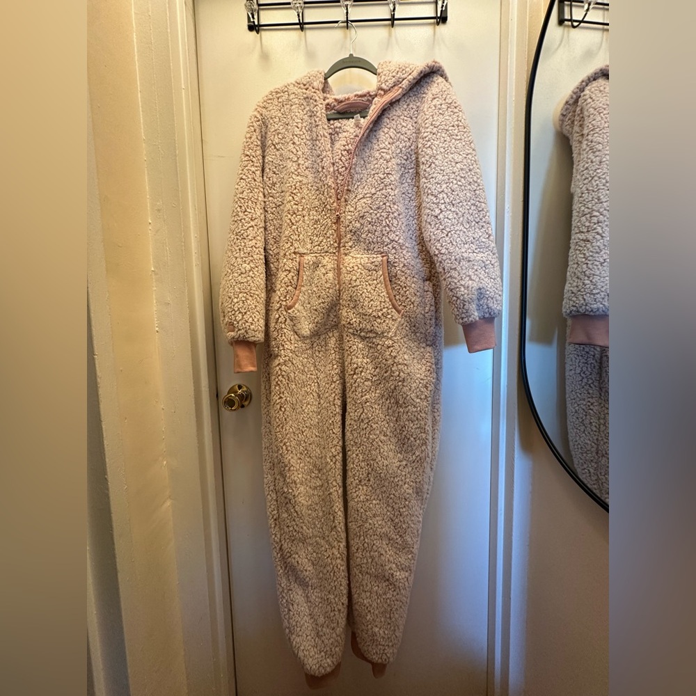 VS PINK hooded onesie light pink